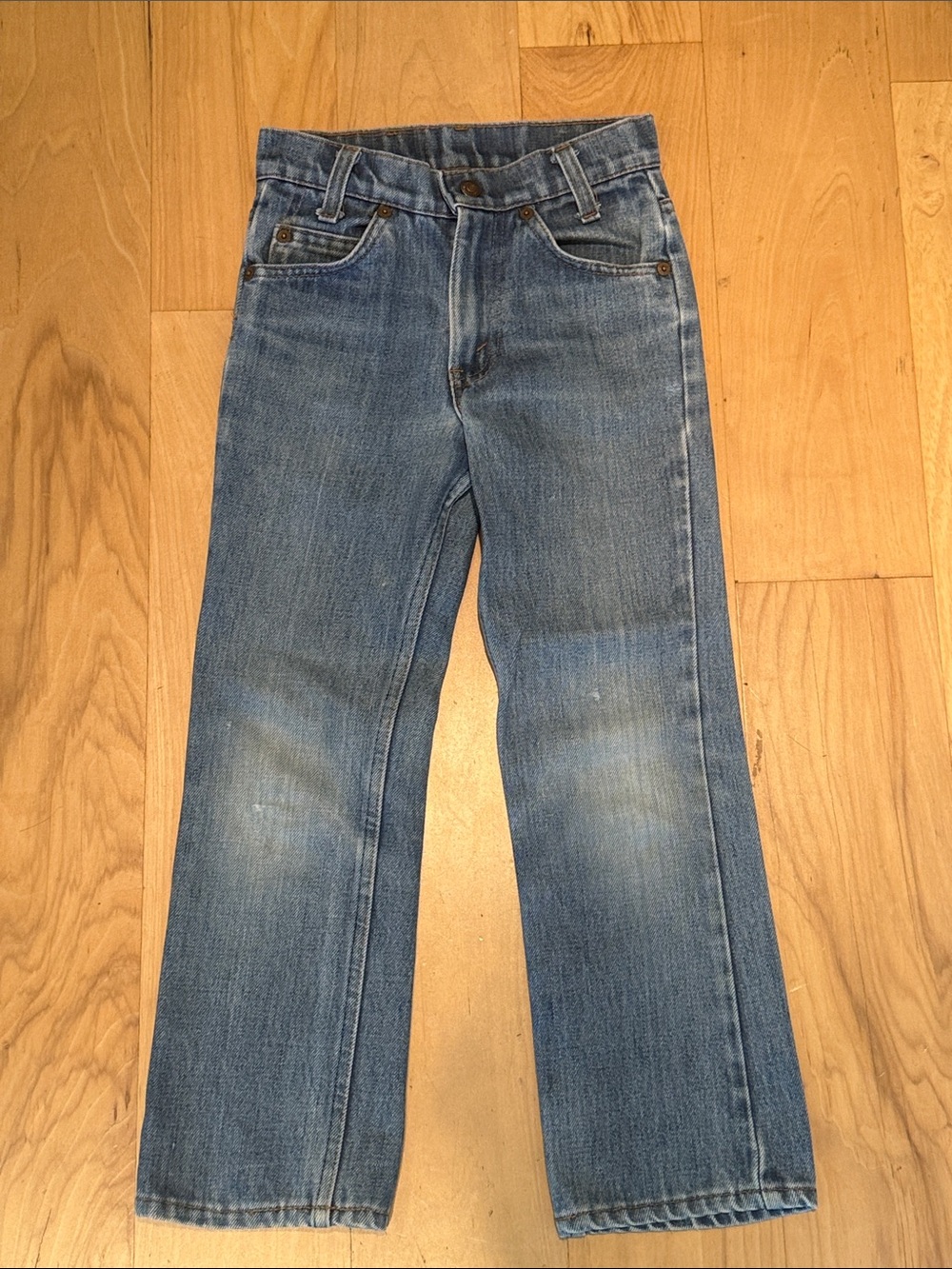 BEST WASH VINTAGE ORANGE TAB LEVIS - KIDS SIZE APPROX 7-9 YEARS OLD